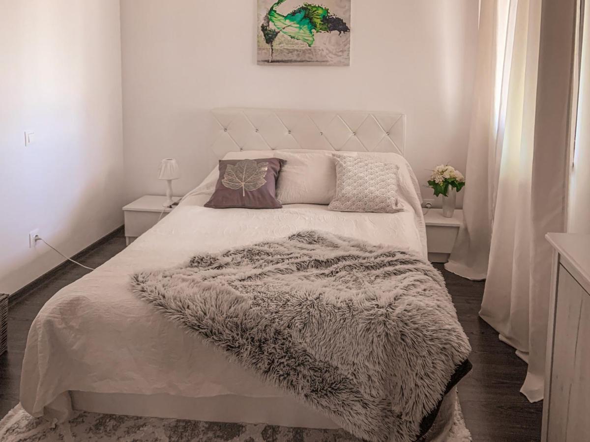 Apartment 2 Rooms Luxury 布加勒斯特 外观 照片